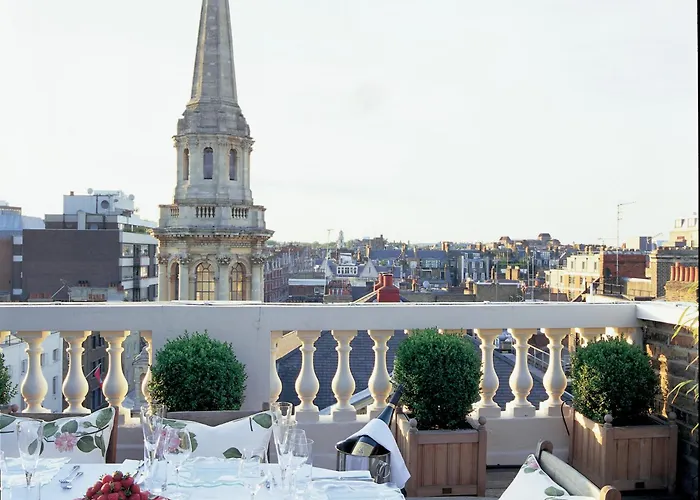 The Mandeville Hotel